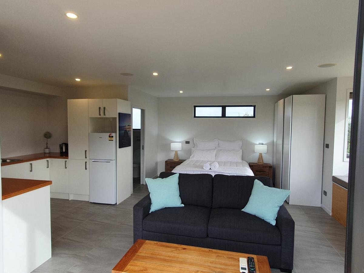 Hotel Vineyard Vacation Mangawhai Exterior foto